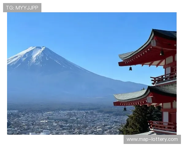 日本富士山河口湖绝美拍照位打卡全攻略四季风光与最佳路线推荐